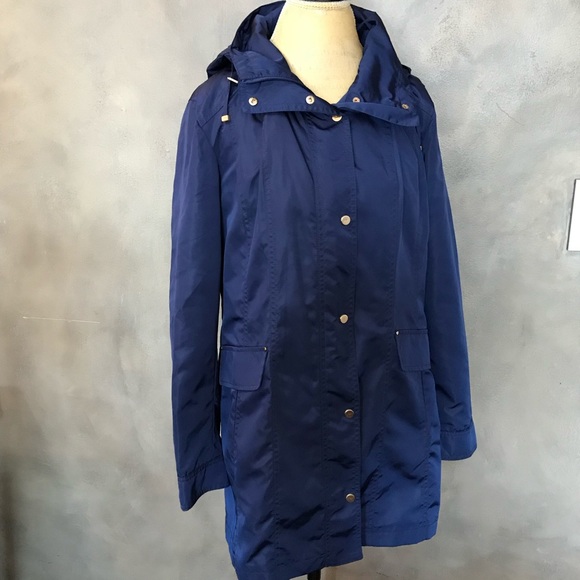 Jones New York hooded rain coat in Navy blue - Picture 3 of 8
